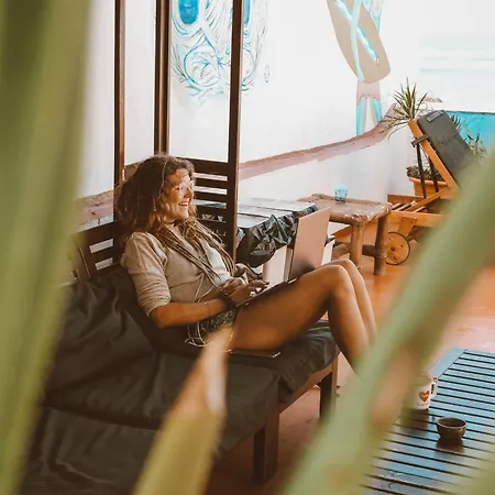 Agueita House Хостел