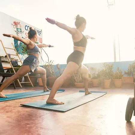 Hostel Agueita House *