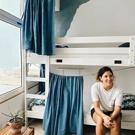 Vandrarhem Agueita House *