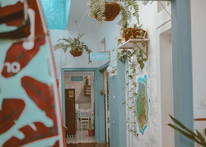 Agueita House بيت شباب