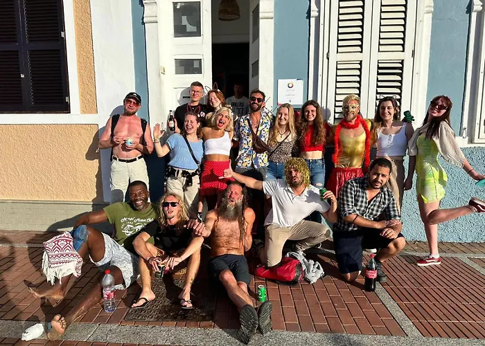 Agueita House بيت شباب