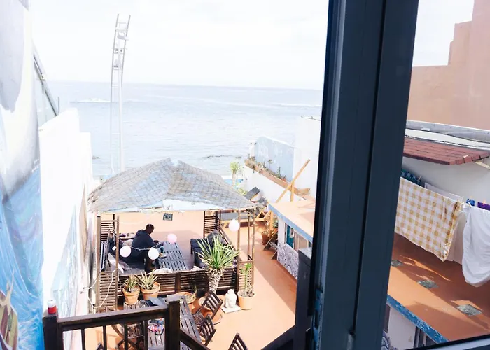 بيت شباب Agueita House *