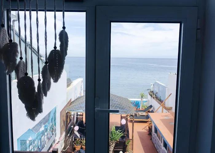 بيت شباب Agueita House